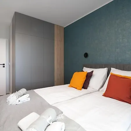 Echo Nowe Jezyce * פוזנן