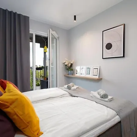 アパート Echo Nowe Jezyce ポズナン